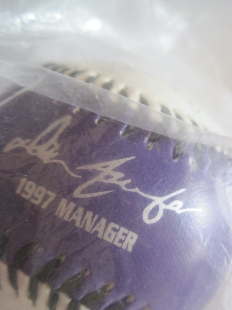 Rockies Manager Baseball 1997 Vintage