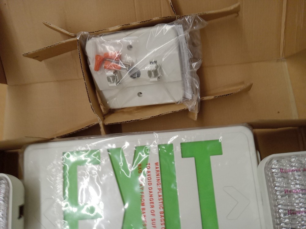 Lithoniw Lighting ECG LED M6 LED Exit/Unit Combo. NEW