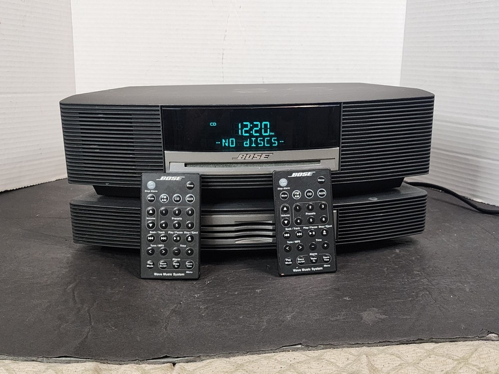 Bose Wave Music System w Multi CD Changer w/4 Disc Tested Working + Extra Remote