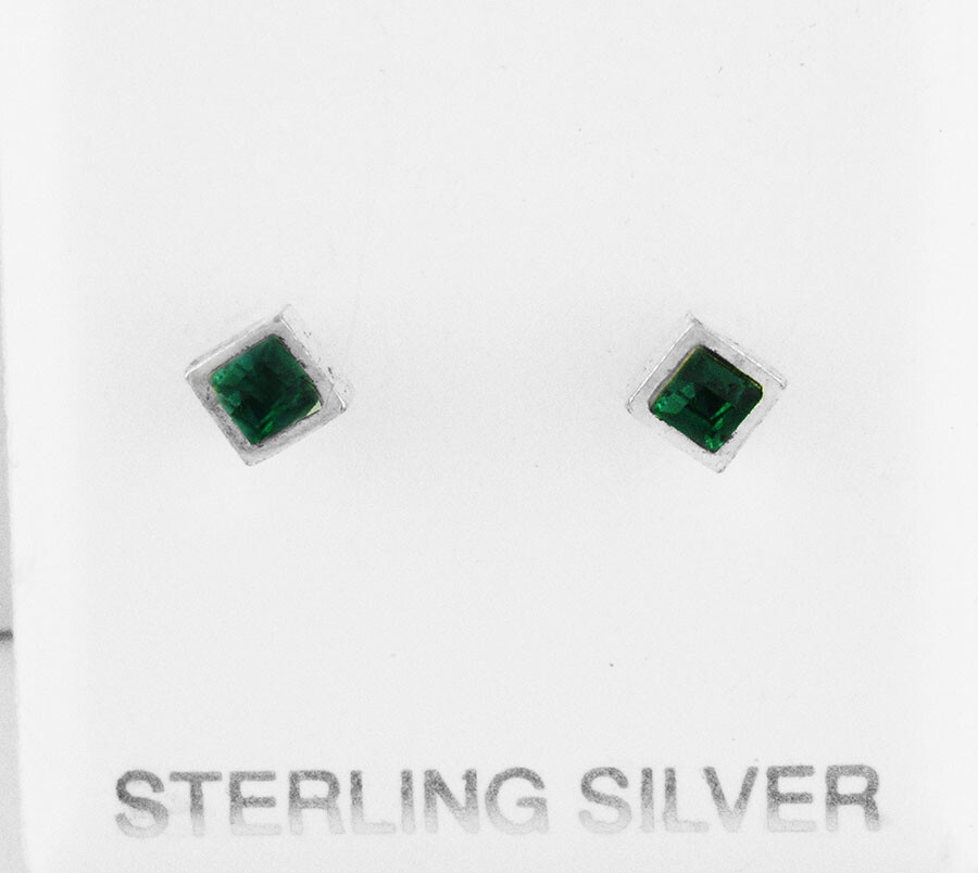 LAB CREATED EMERALD 0.68 Cts STUD EARRINGS .925 STERLING SILVER *NWT