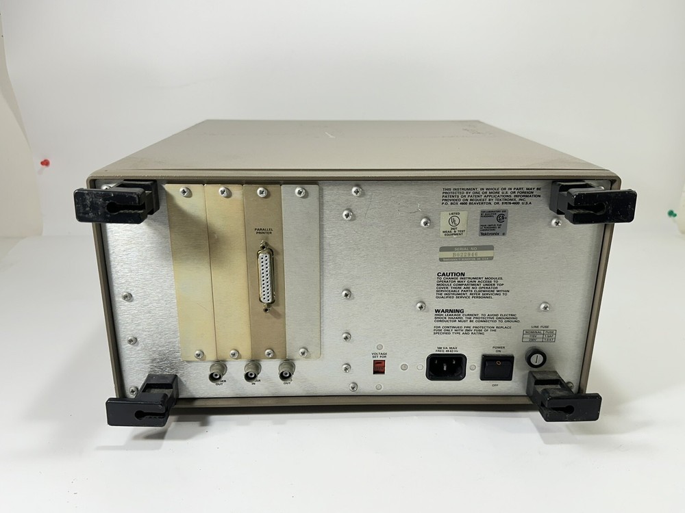 Tektronix 1230 ~ 32-Channel Logic Analyzer ~ Working / Broken Handle / READ