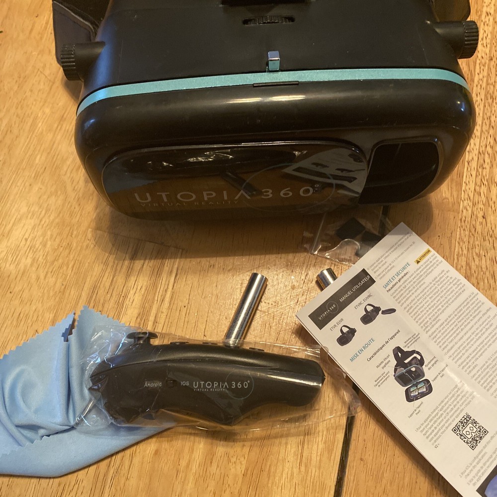 Virtual Reality 3D Headset Bluetooth Controller ReTrak Utopia 360 Smartphone