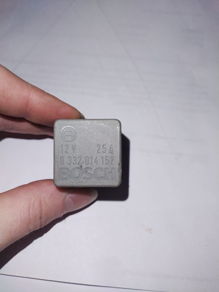 VW / Audi / Porsche Multi Function Relay 431 951 253 A