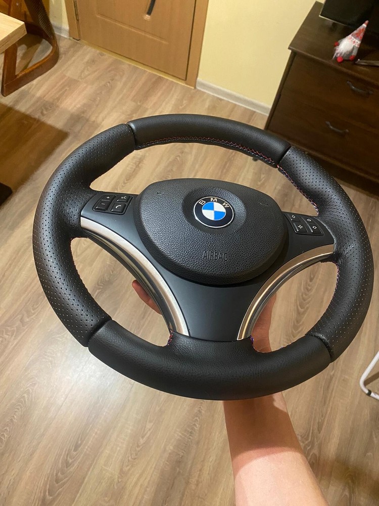 OEM BMW Sport Steering Wheel E90 E91 E92 E93 M3 E82 E81 E87 E88