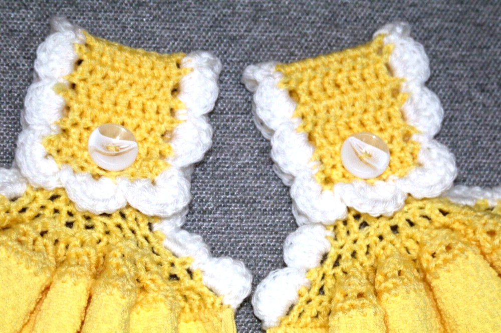 2 Double Crochet Premium Thick Oversize Towels ~ Honey Bees