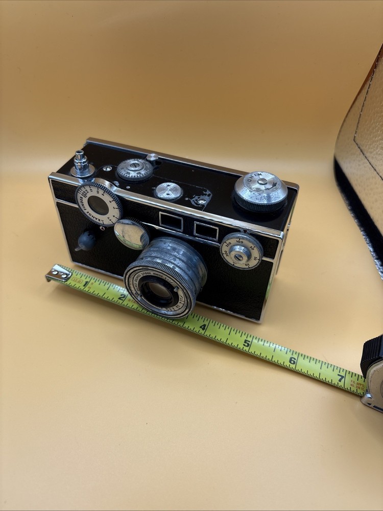 VTG Argus C3 35mm Range Finder Film Camera Display Untested