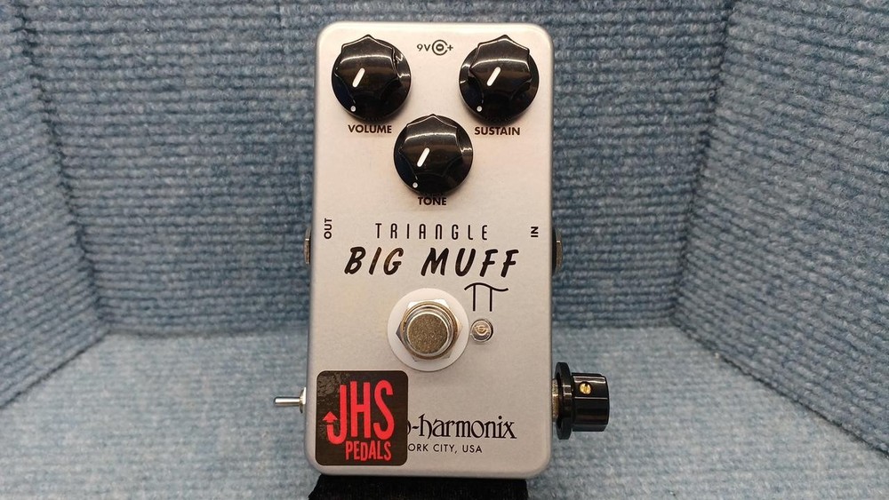 JHS/ELECTRO-HARMONIX EHX TRIANGLE MUFF ILLUMINATI EFFECTOR 673077