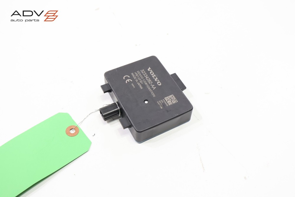 2021 - 2022  POLESTAR 2 REAR RIGHT SIDE BLIND SPOT RADAR SENSOR MODULE OEM