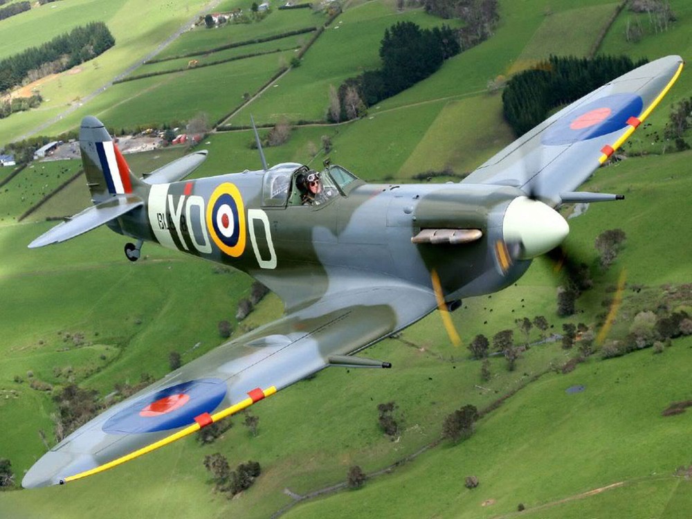 Authentic Supermarine Spitfire Raf Hat Lapel Pin Up