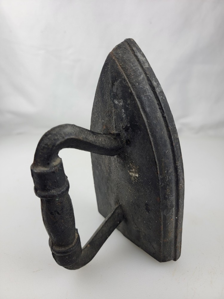 6.5" Cast Iron Flat Rustic Farmhouse Decor