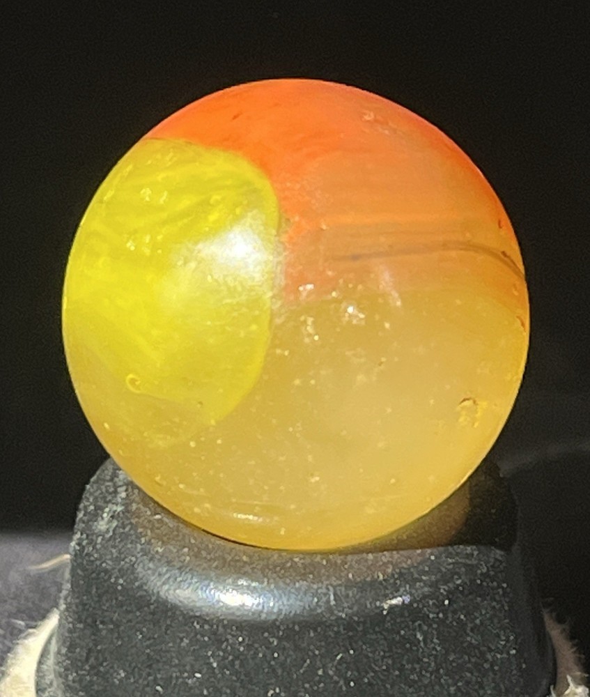 Vintage Vitro Agate "Chickpea" Shooter Marble .75” VG