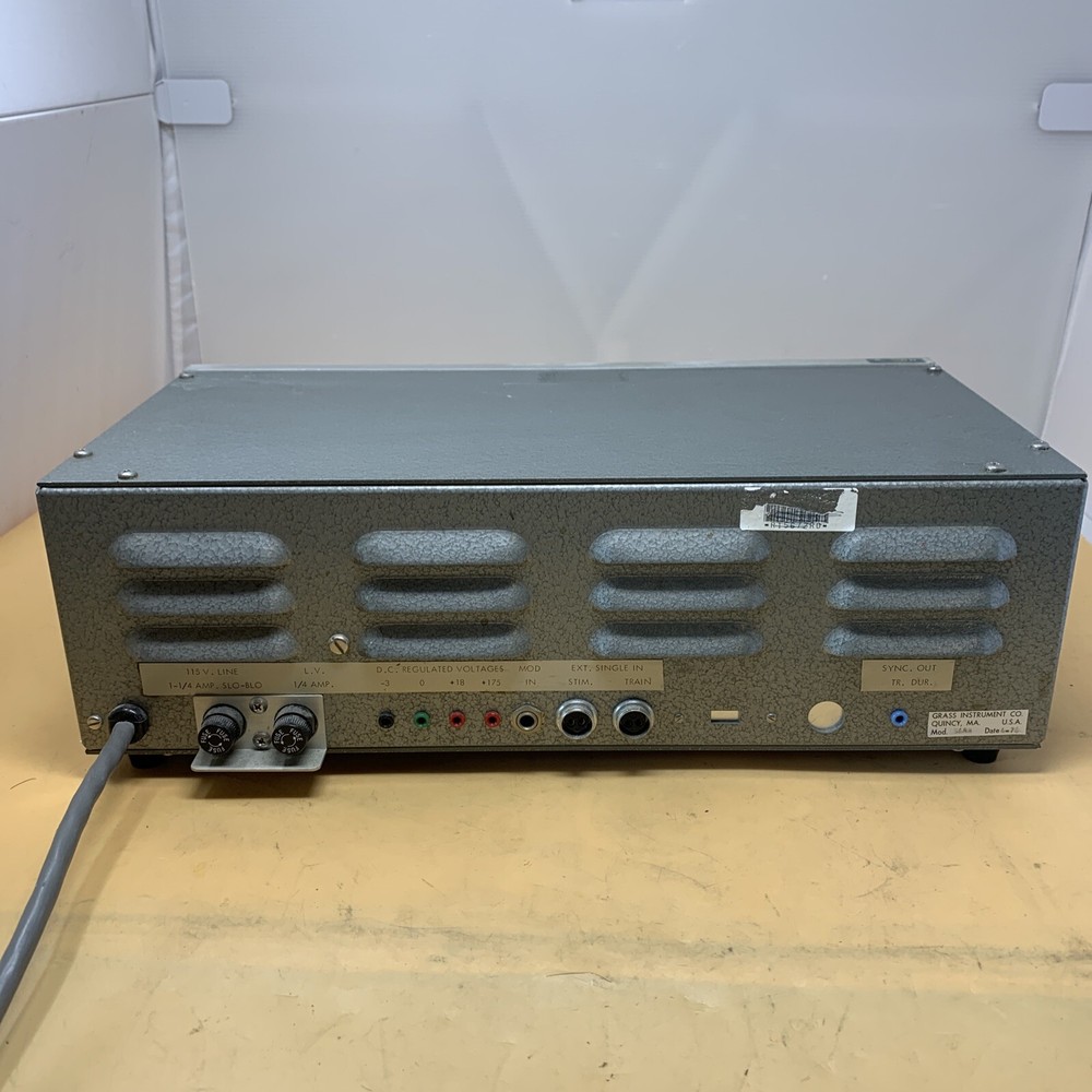 Grass Medical Instruments Grass S48 Stimulator (S48B) Powers On Untested