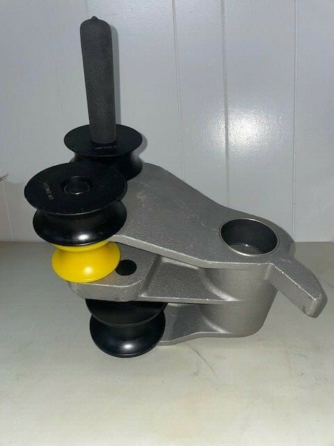 GB CYCLONE B-2000 CONDUIT GARDNER BENDER REPLACEMENT ROLLER CARRIAGE & ROLLERS