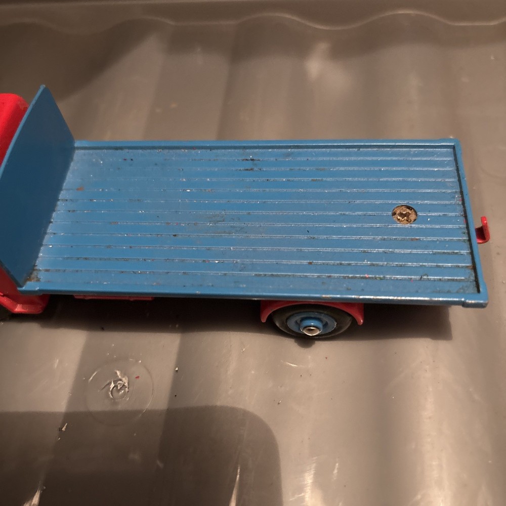 DINKY GUY FLATBED 1950s.red & light blue .