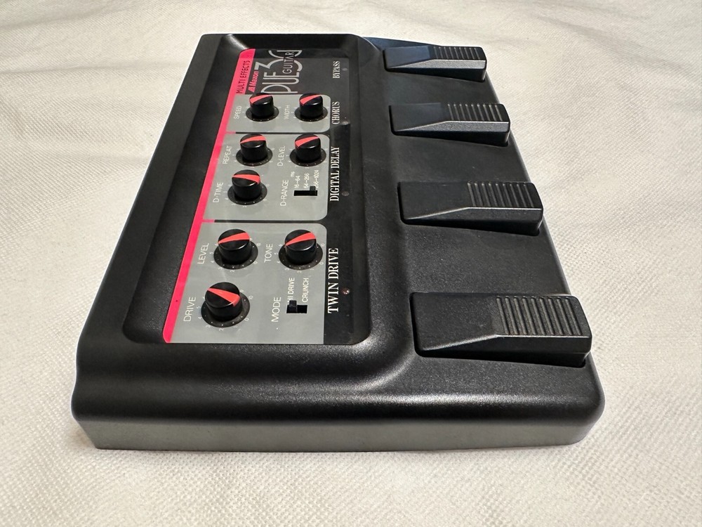 MAXON PUE3G Guitar Multi Effects Pedal