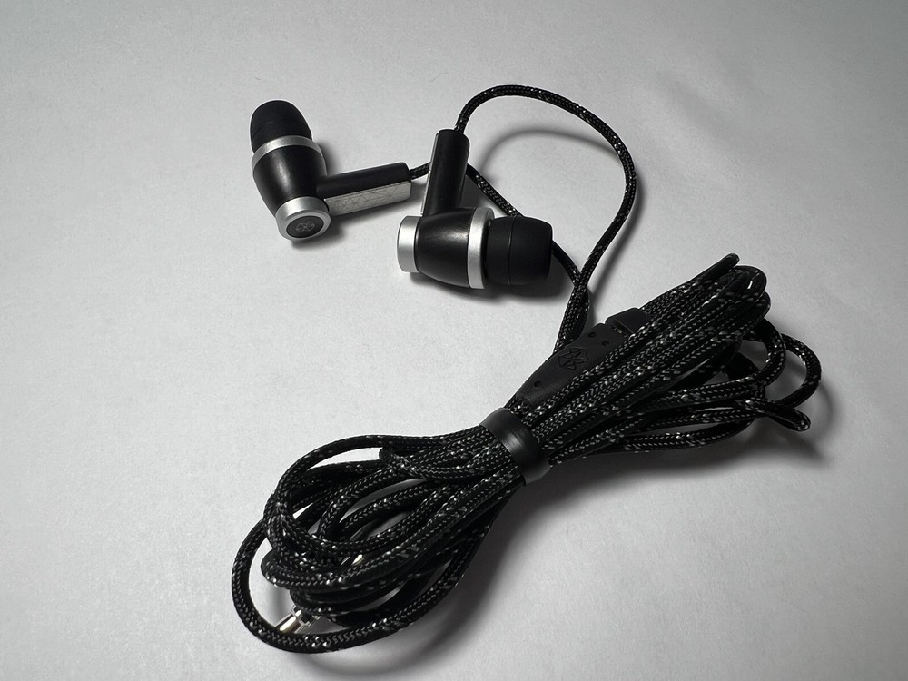 MICROSOFT ZUNE PREMIUM HEADPHONE V-2 JDA-00001 (MEDIUM EARTIPS )