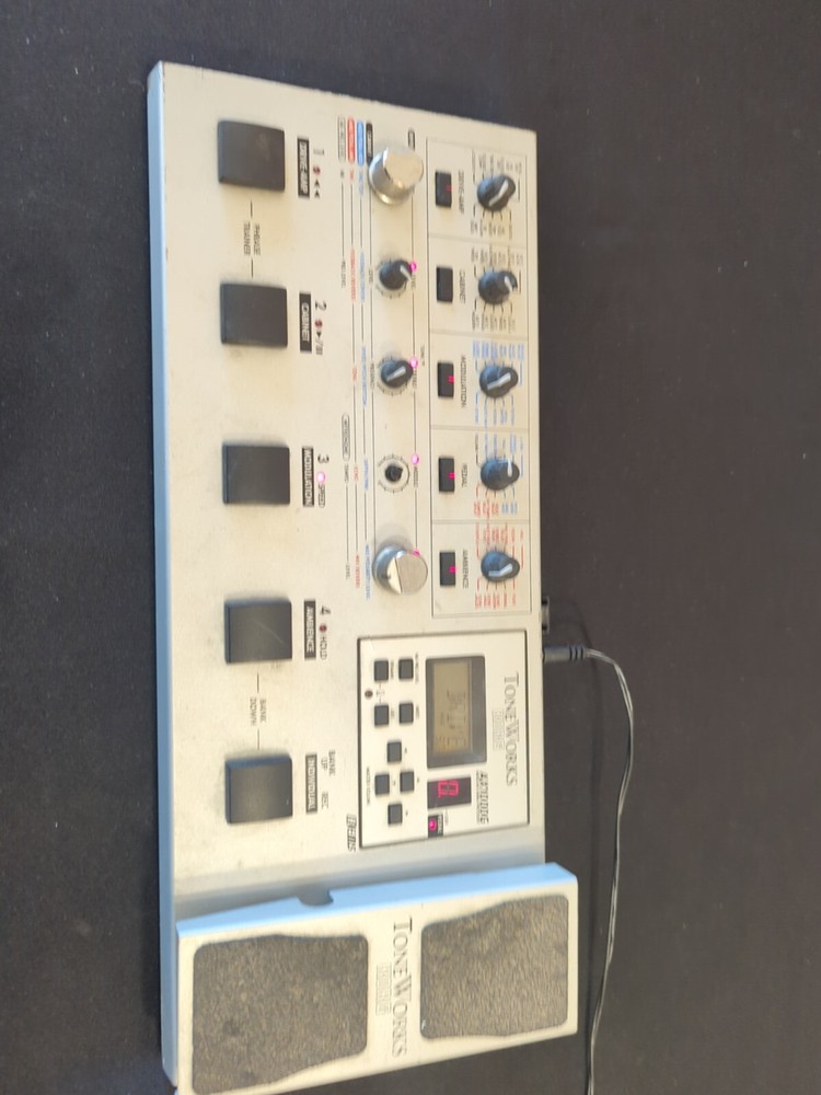 NO AC ADAPTER Korg Toneworks AX1000G Multi Effects Processor