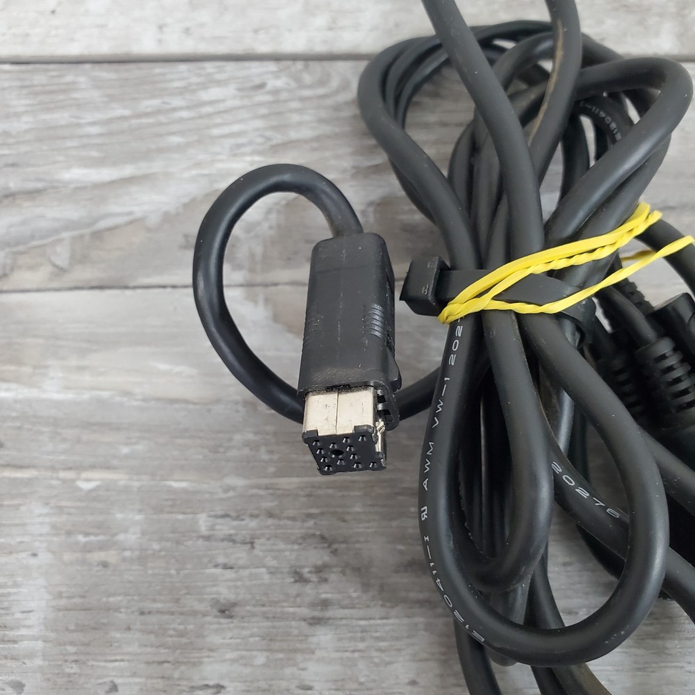 Alpine KCA-420i Interface Adapter & Cable for iPod