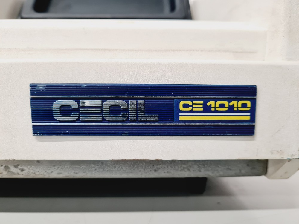 CECIL CE 1010 Spectrometer Lab