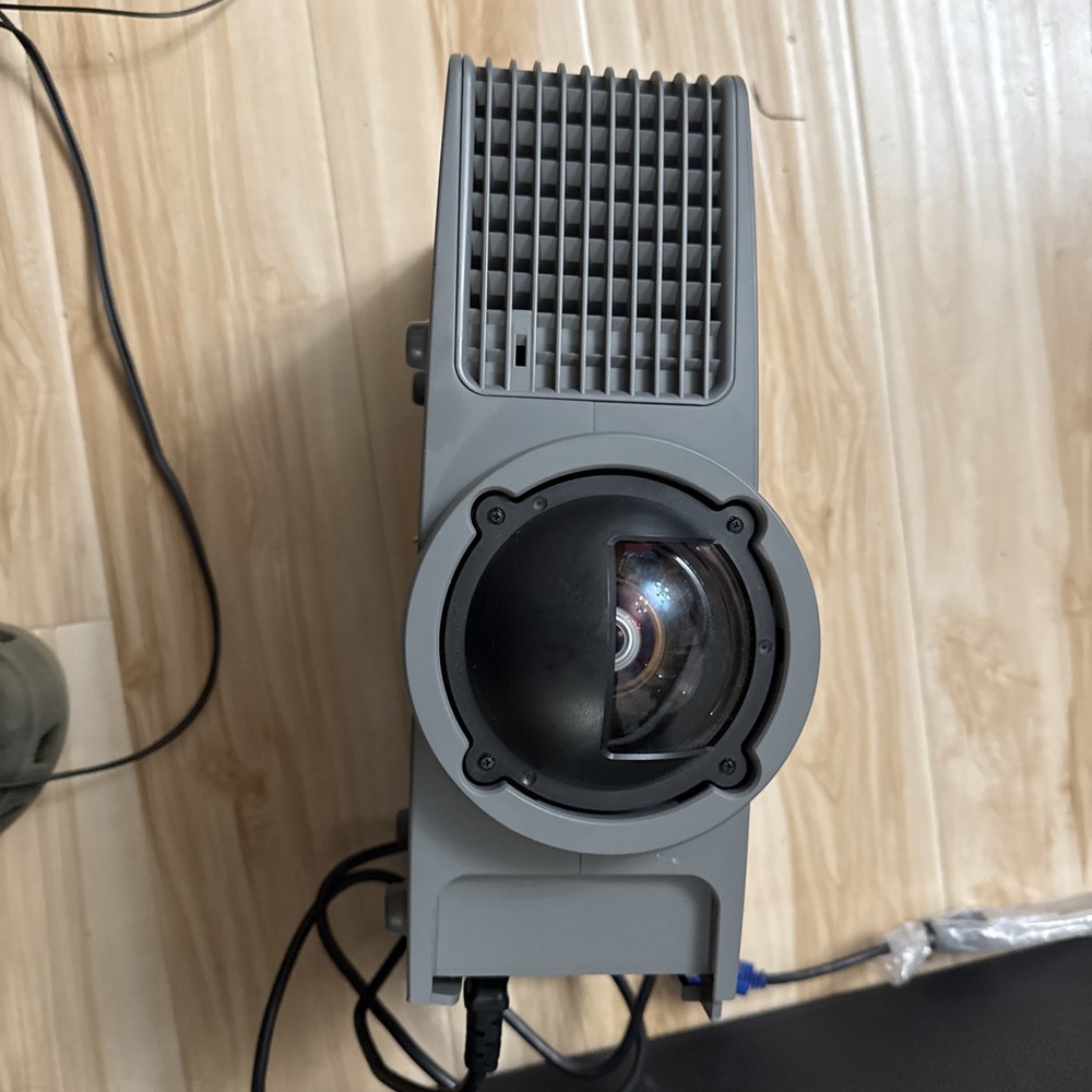 Smart Technologies UF55 SBP-10X Projector