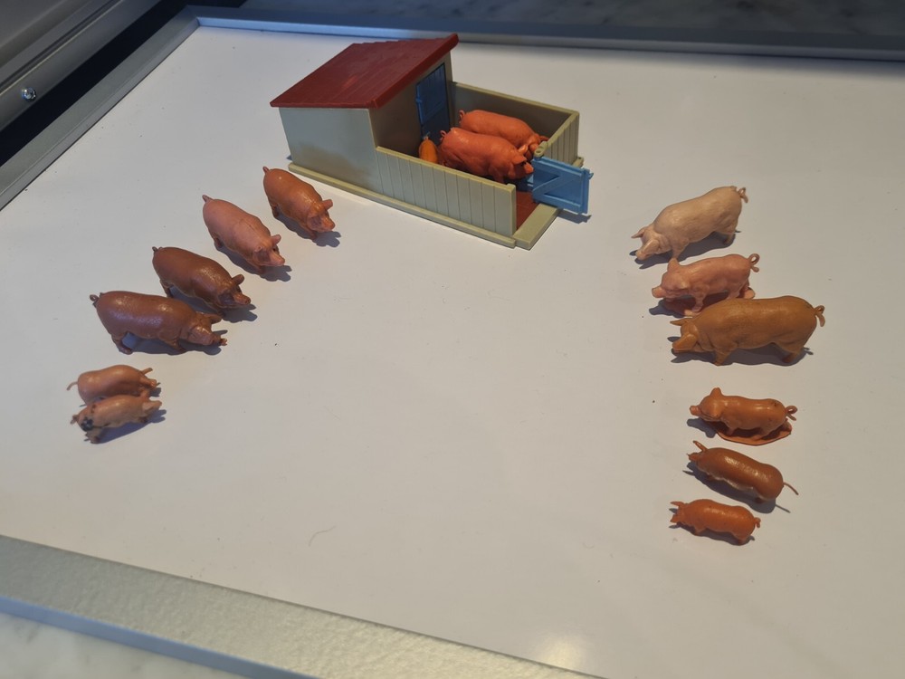 Vintage Britains Pigsty Please Read Description