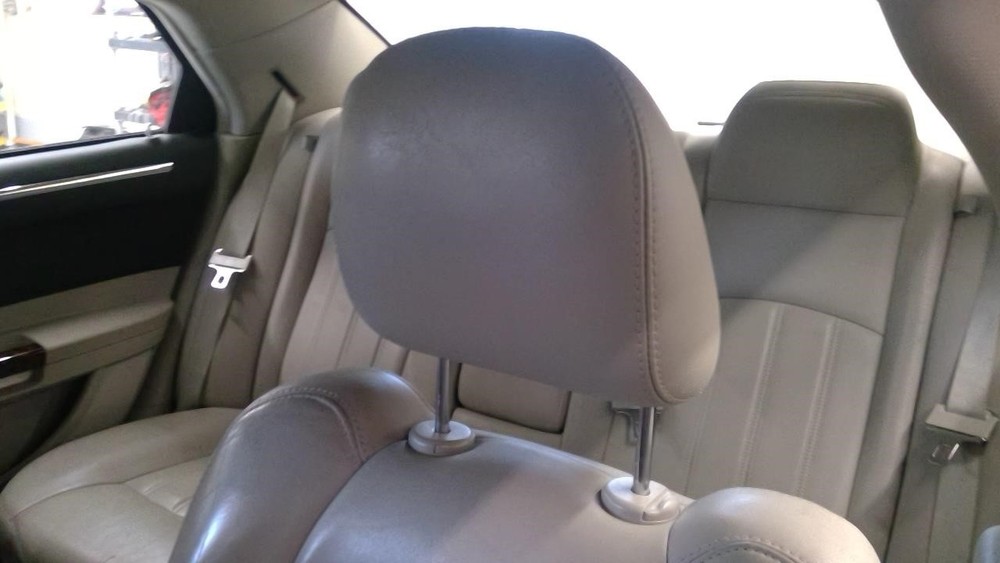 Used Headrest fits: 2006 Chrysler 300  Grade A