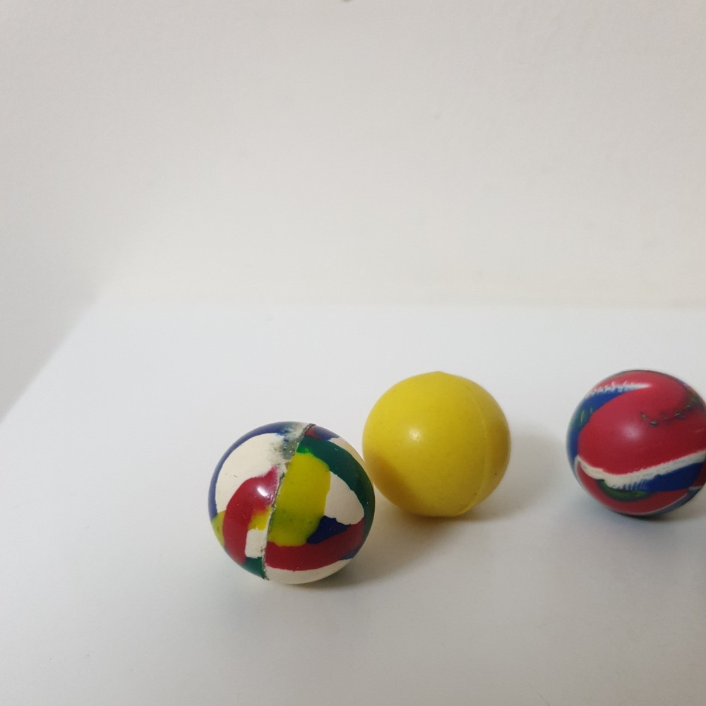 6 x Assorted Vintage Bouncy Balls