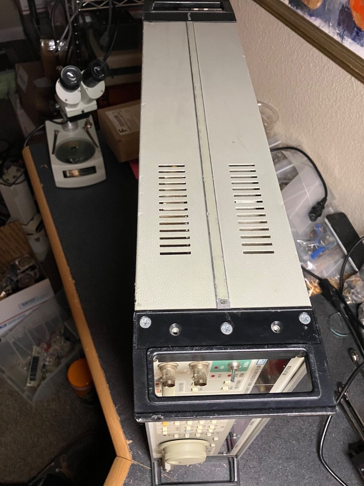 Fluke 6071A Signal Generator