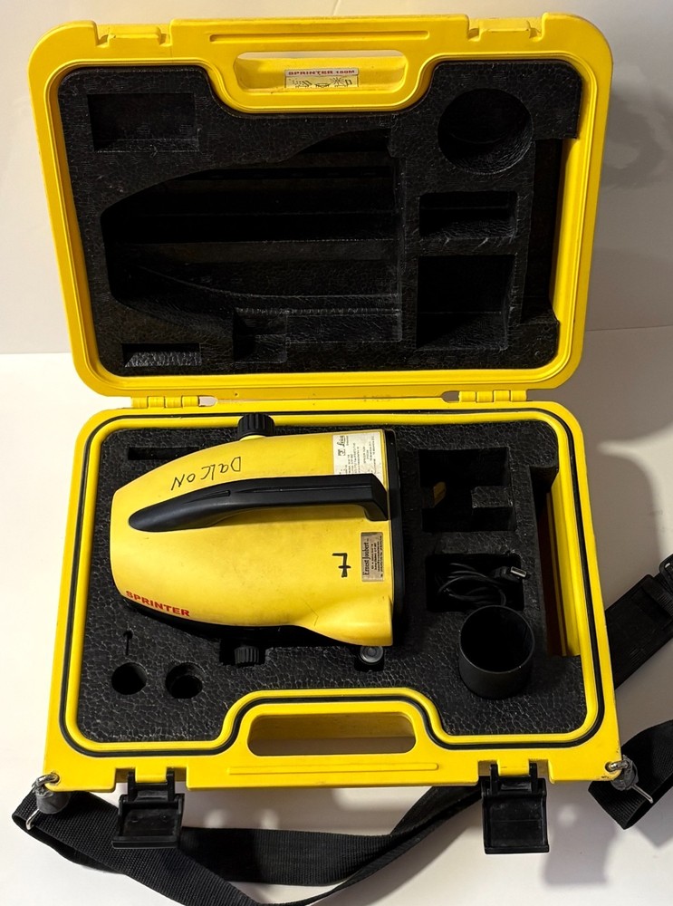 Leica Sprinter 150m Digital Level