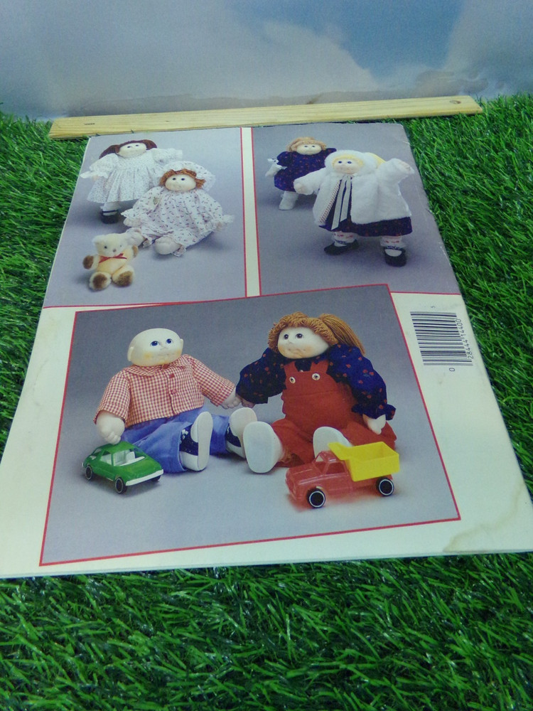DOLL BABY MAKE DOLL CLOTHES. PATTERNS NEVER USED.