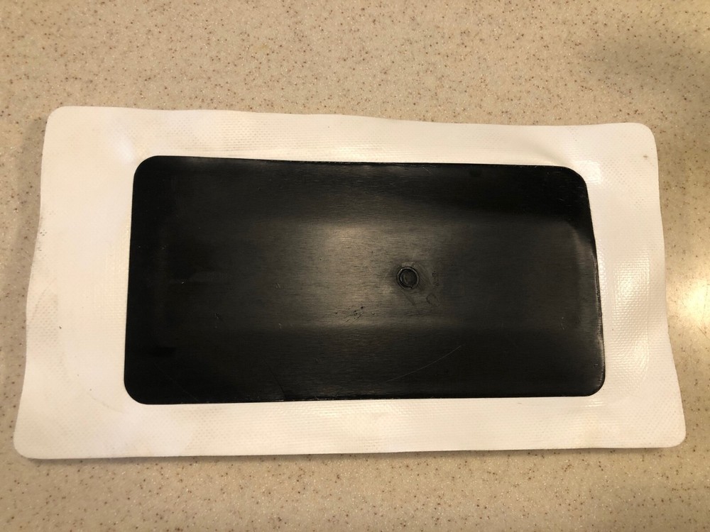 Inflatable Sup fin box- includes glue (non Air7 style)