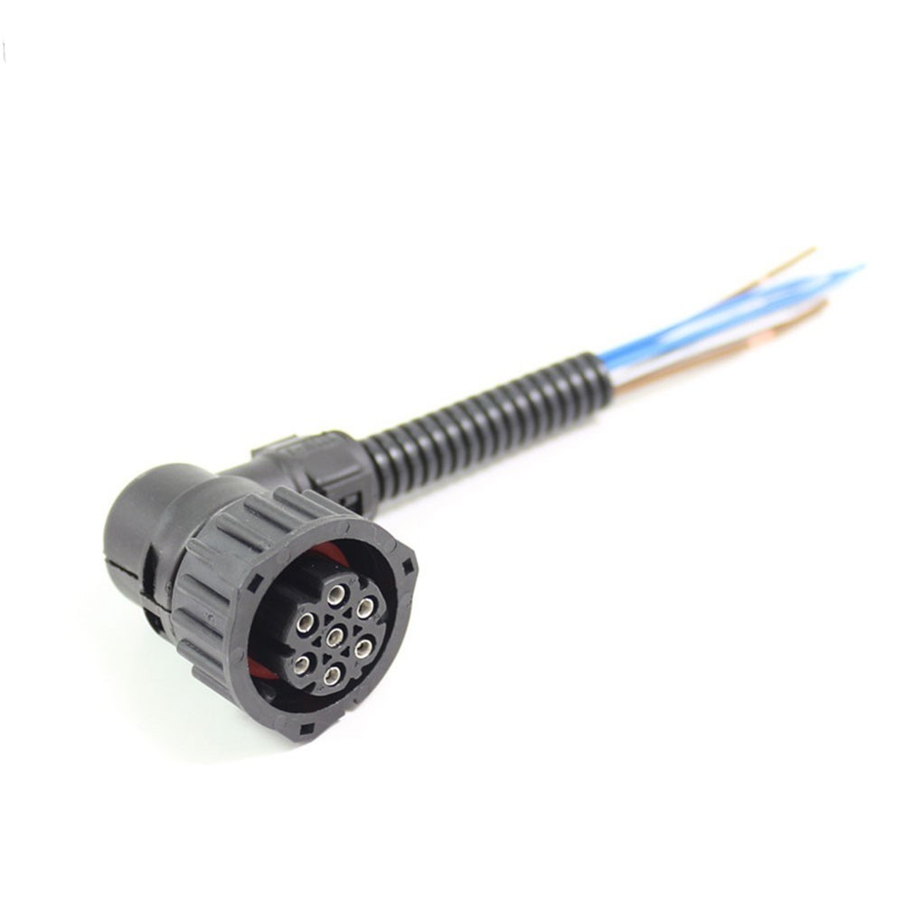 OE Number Compatibility Rear Tail Light Connector for MercedesBenz Sprinter