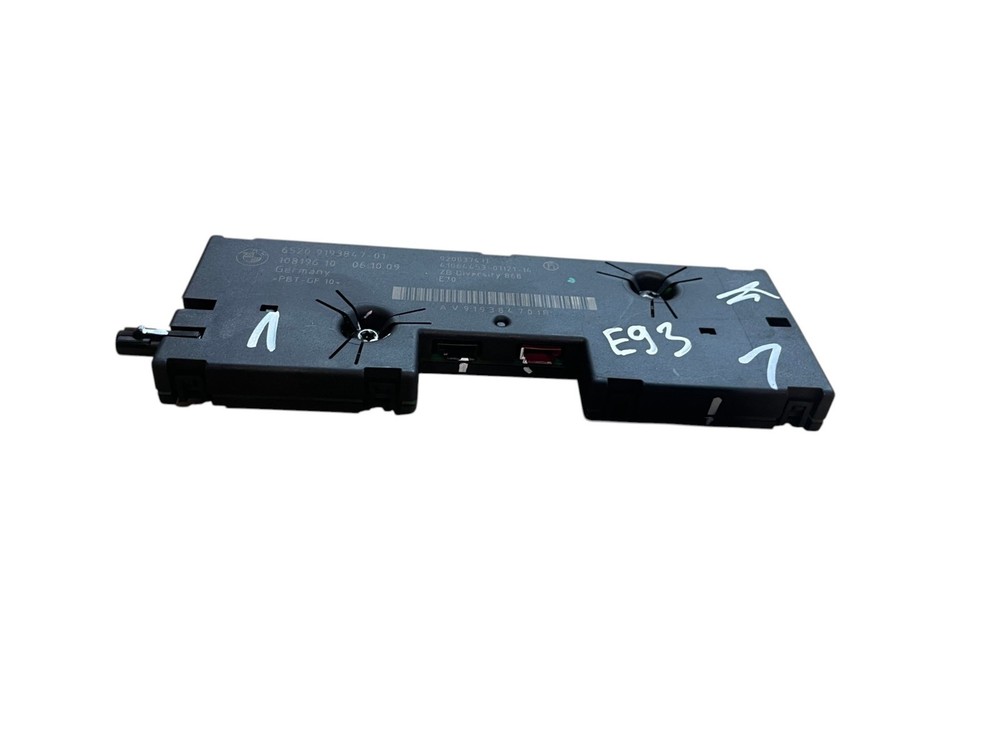 BMW 3 SERIES E93 ANTENNA AMPLIFIER DIVERSITY MODULE 9193847