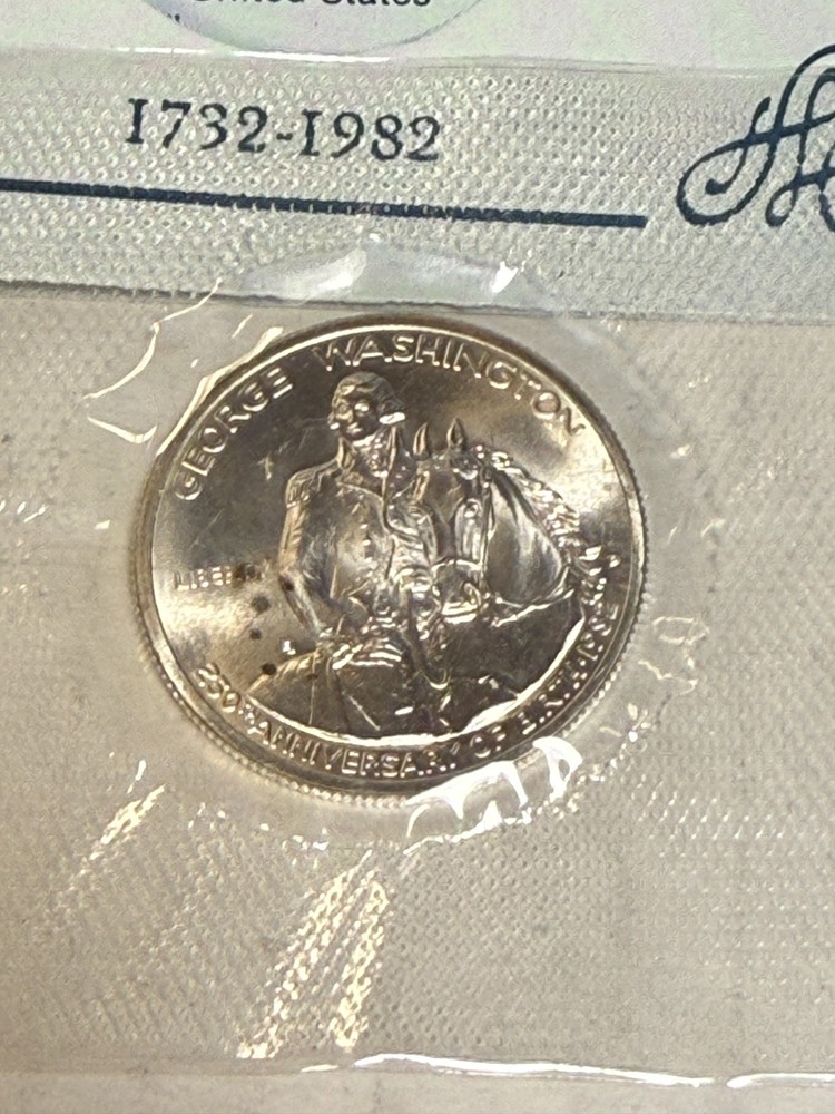 1982 D GEORGE WASHINGTON SILVER HALF DOLLAR COMMEMORATIVE COIN UNCIRCULATED