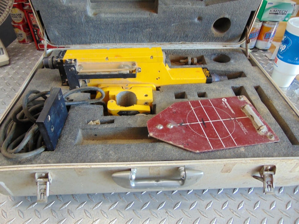 MICRO GRADE LASER SYSTEMS 41PL10 KIT with CARRYING CASE (see description)