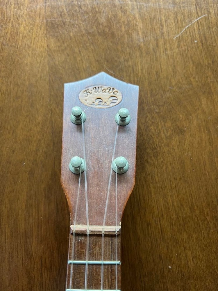 Ukulele K WAVE kw-3