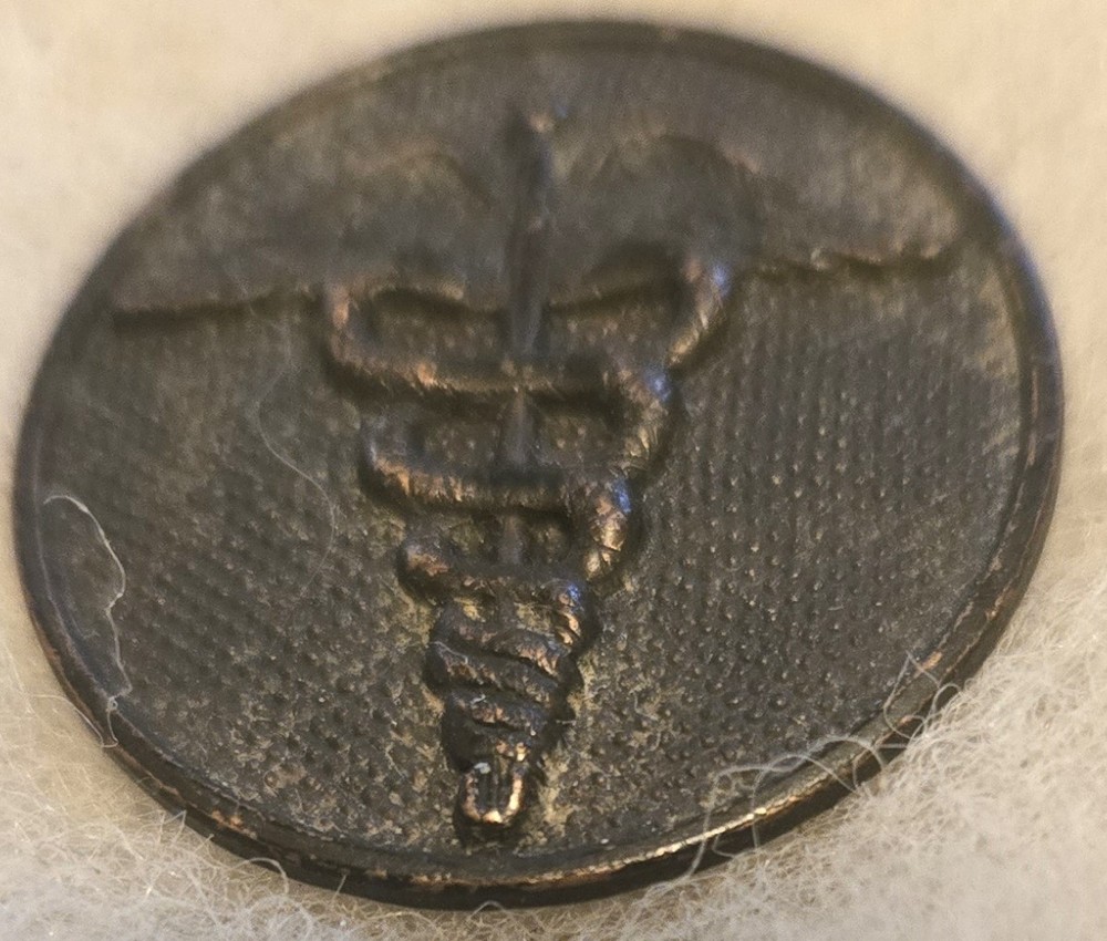 WW1 US Medical Corps Collar Disc with nut.