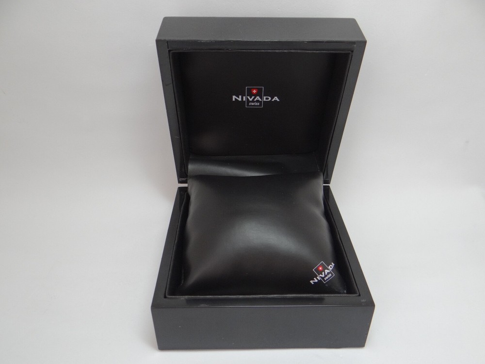 Nivada Watch Box Acrylic, Vintage 1990's-2000's