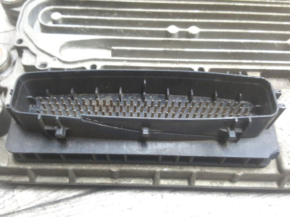 DETROIT DD13 / DD15 ENGINE CONTROL MODULE ECM A0014462835 / 002