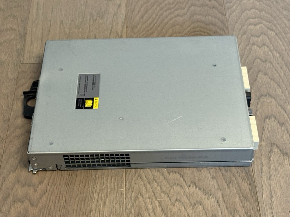 NetApp IOM12 SAS 12Gbps Storage Controller 111-02850+C4