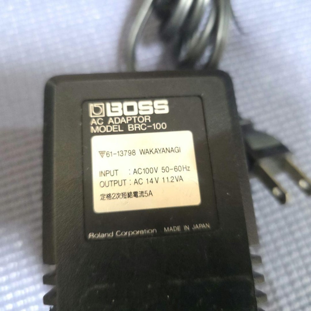 BOSS GT-6 Multi-Effects Processor with Hard Case and KORG Tuner