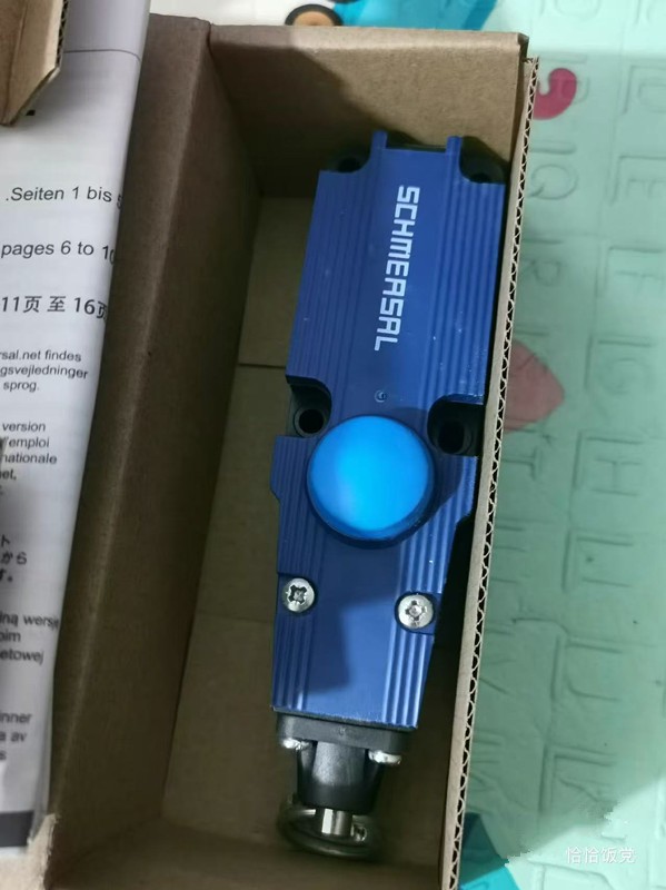 1pcs Schmersal ZQ700-11 Pull rope switch
