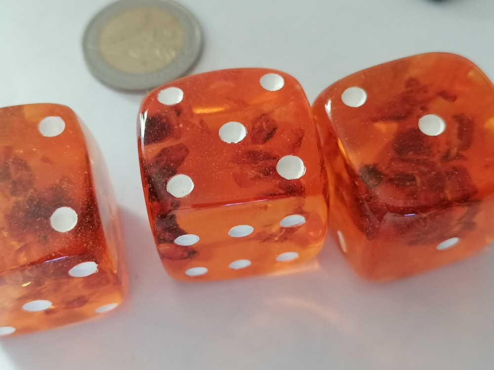 3 HANDMADE BALTIC AMBER Dice