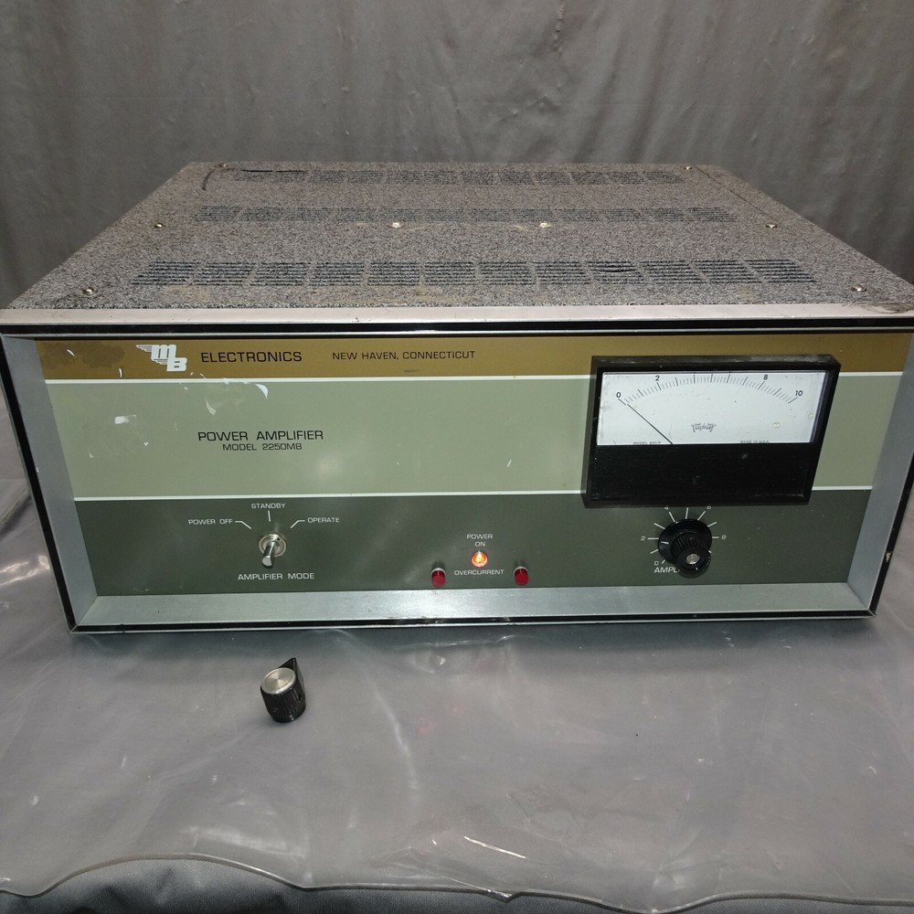 MB ELECTRONICS POWER AMPLIFIER 2250MB s/n 839