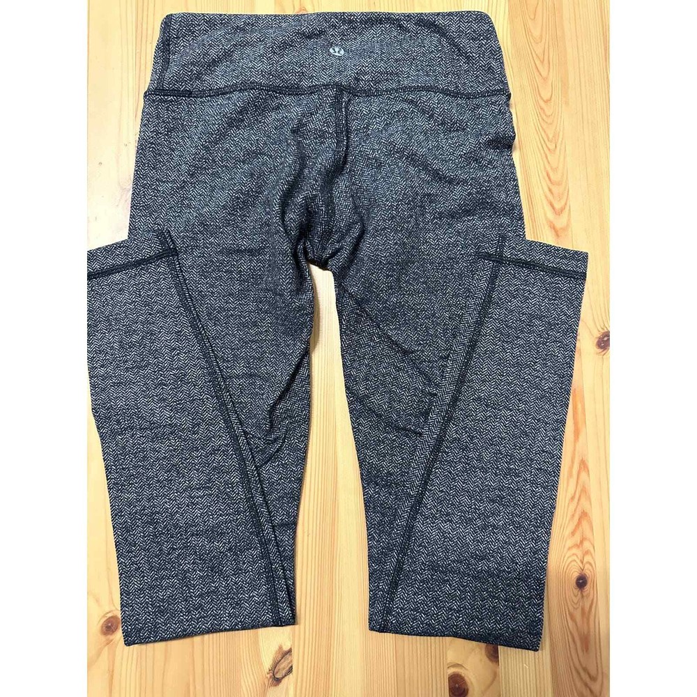 Lululemon Womens Leggings Size 4