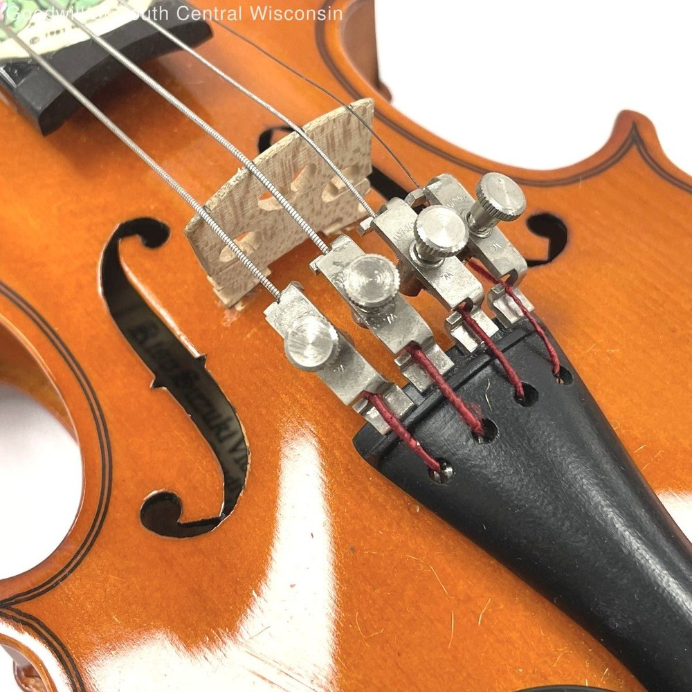 Kiso Suzuki Violin #7 1/16th Size