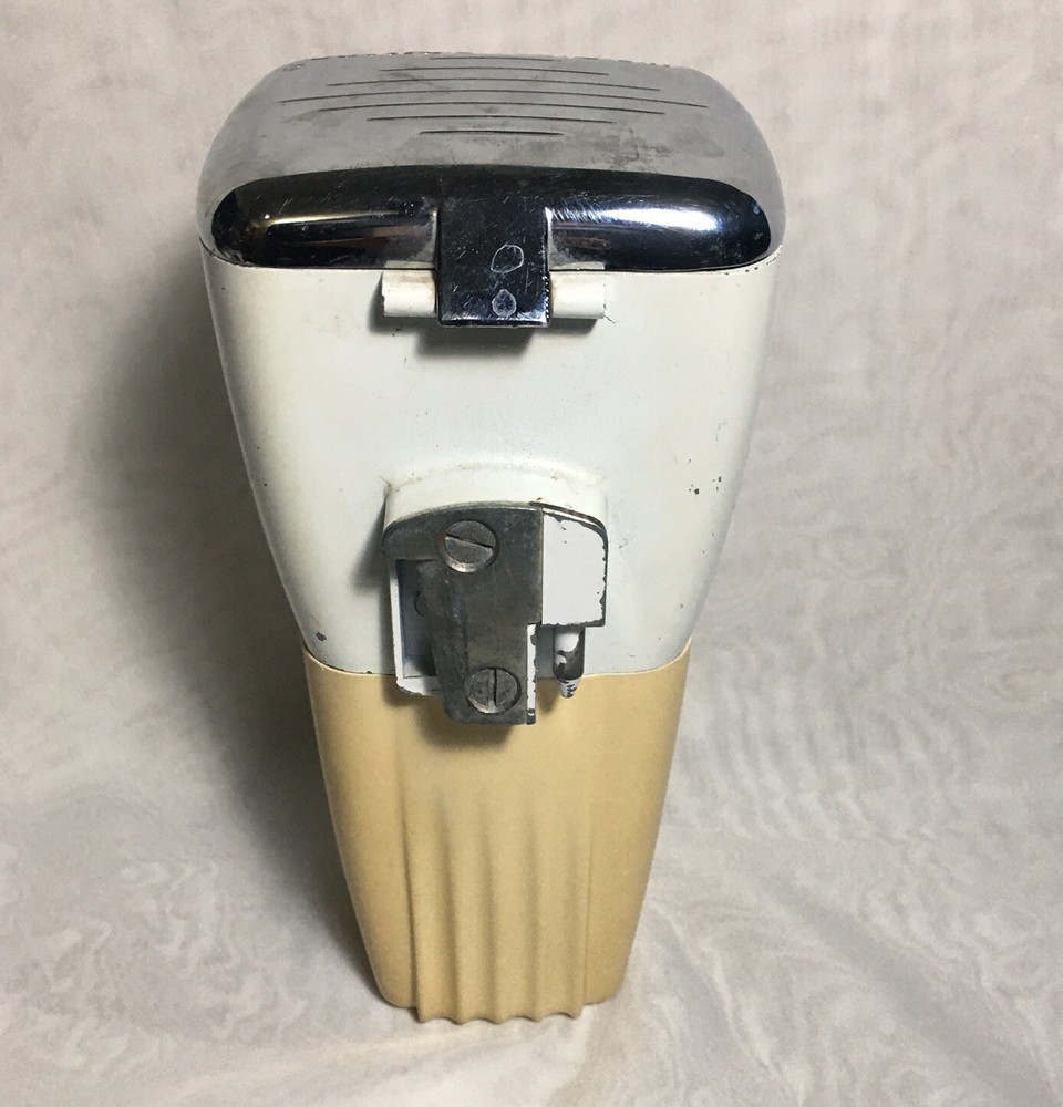 Vintage Magic Hostess Hand Crank Ice Crusher