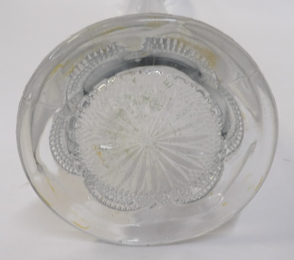 Stunning Galloway US Pattern Glass 20" Vase