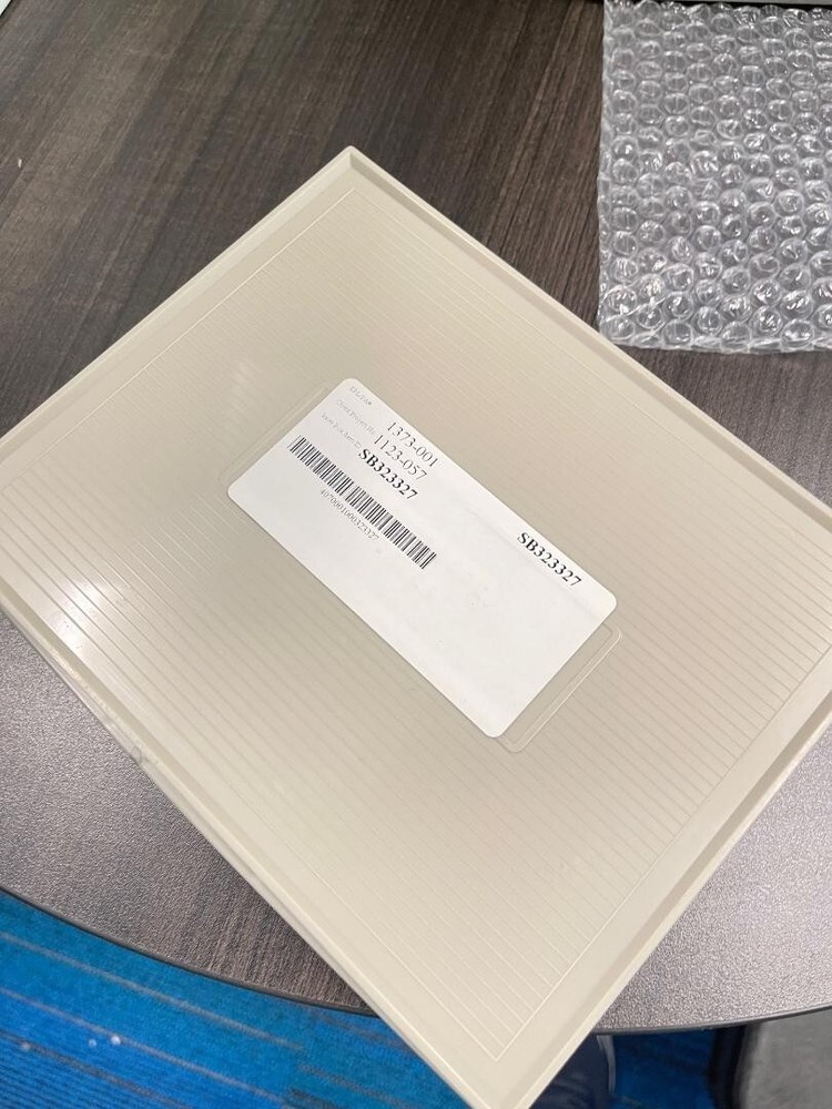 USED MICROSCOPE SLIDE BOX Beige CASE STORAGE HOLDS 100 SLIDES(DR)