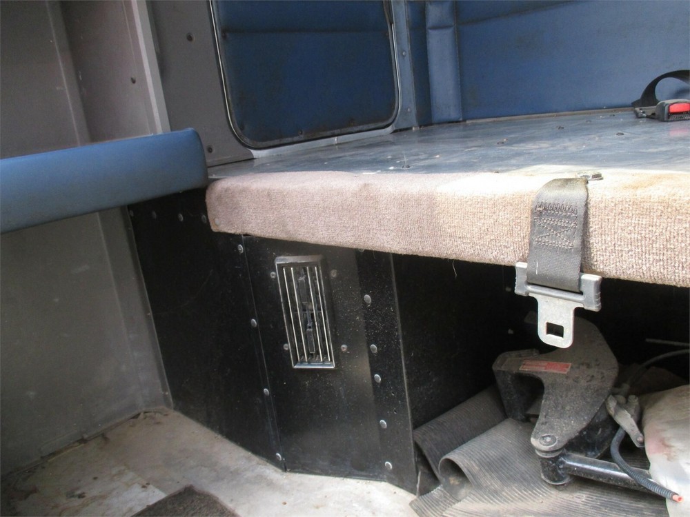 2013 Kenworth 70" AeroCab Sleeper